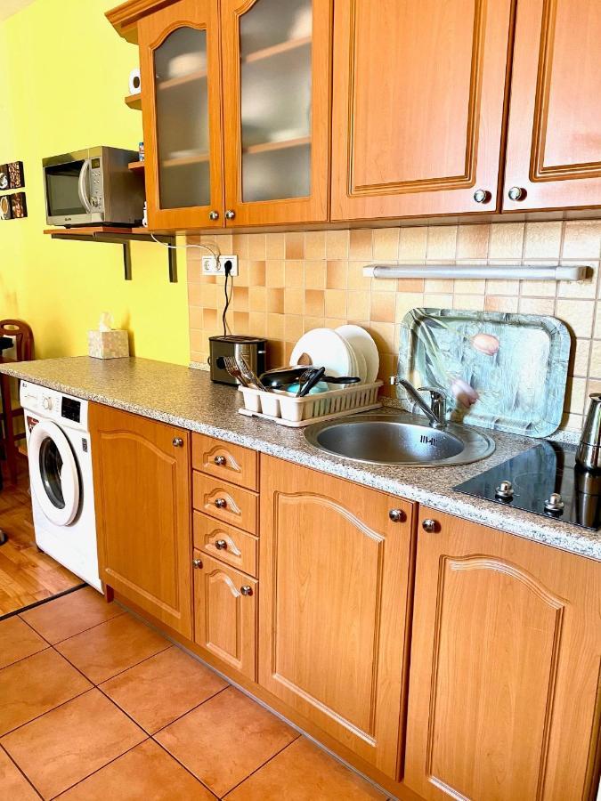 Lido Di Siofok - Aranypart - Minden 1 Percre! Lejlighed Eksteriør billede